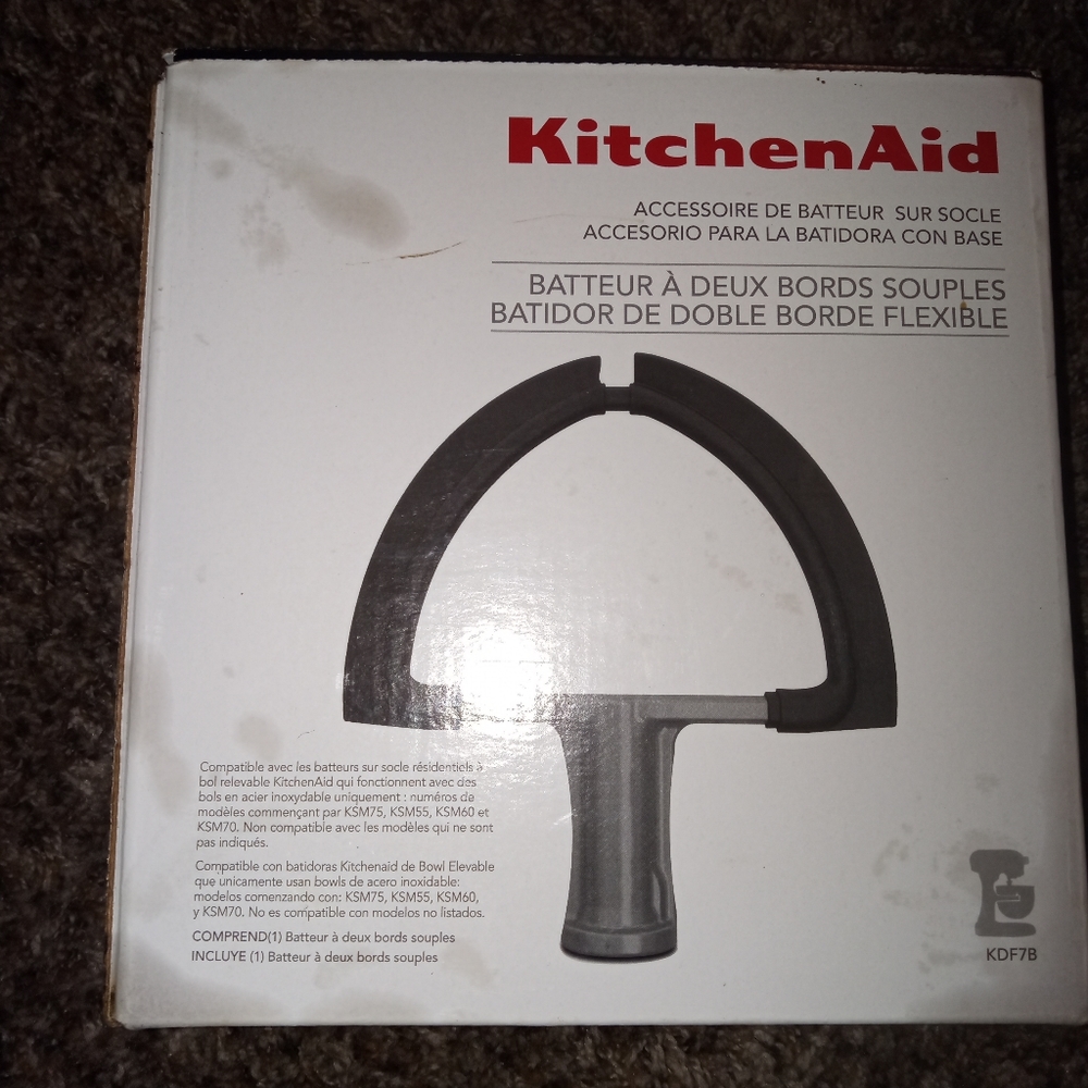 Kitchen aisle